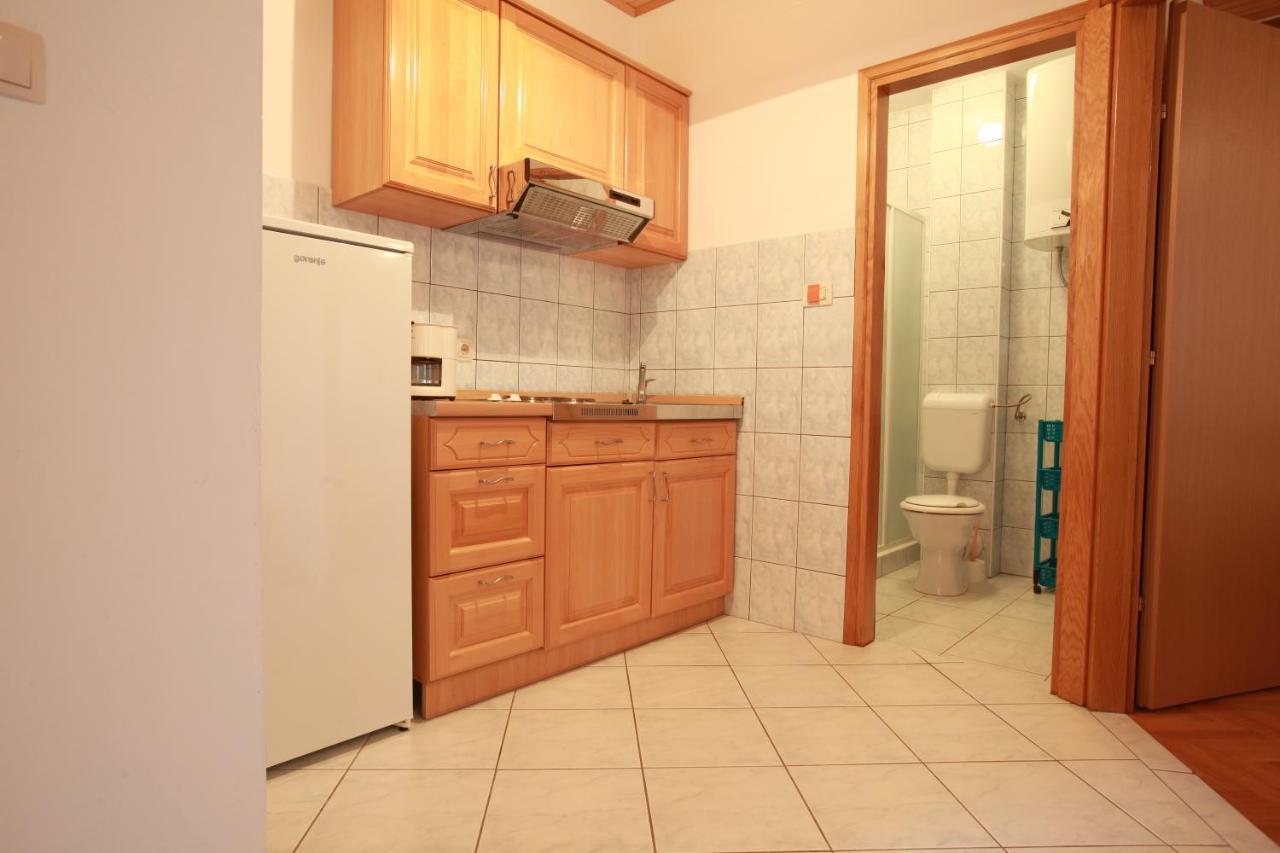 Apartments Nada Башка Екстер'єр фото